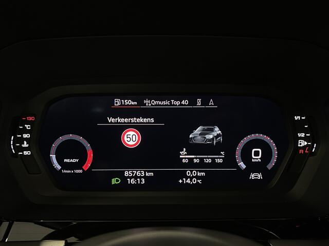 Audi A3 SPORTBACK 30 TFSI Advanced edition | Draadloze Apple Carplay | DAB | Virtuele Cockpit | Zwarte Hemel | Origineel Nederlands | Lane Assist | Start & stop |