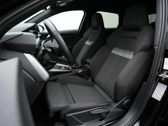 Audi A3 SPORTBACK 40 TFSI e 204 pk | Trekhaak | Sportstoelen | Adaptive Cruise | Stoelverwarming | Carplay | Keyless Entry