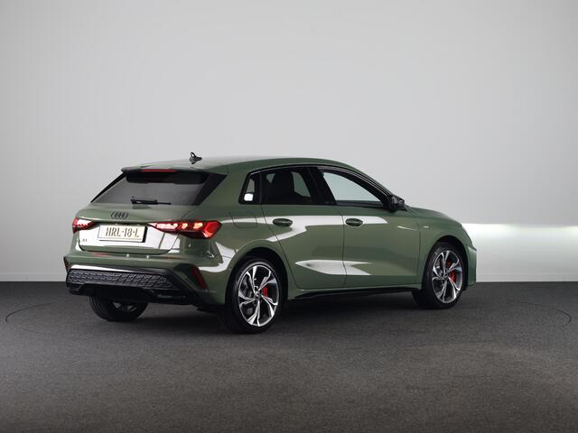 Audi A3 SPORTBACK 45 TFSI e S edition Competition 245pk | Navigatie | Sonos Audio | Keyless | 18 inch Lichtmetalen velgen |