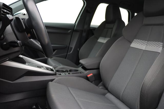 Audi A3 SPORTBACK 35 TFSI Business edition | Cruise Control | Navi