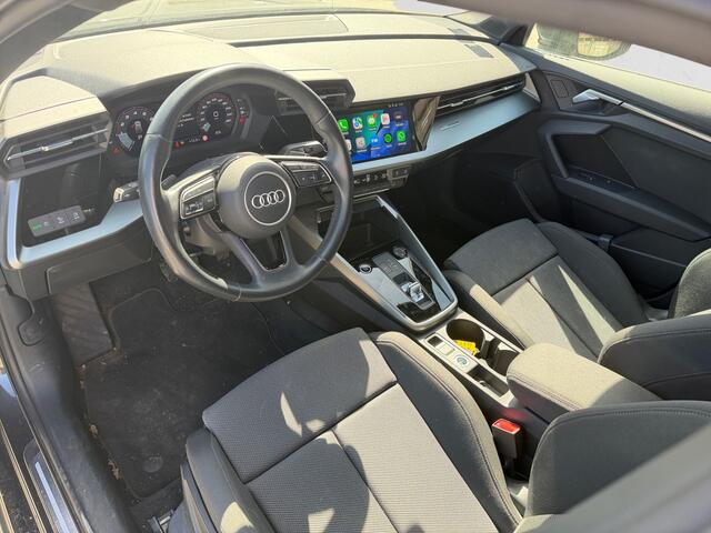 Audi A3 SPORTBACK 30 TFSI Business edition Carplay, Android Auto, Led Matrix, Sport Interieur, Privacy Glass