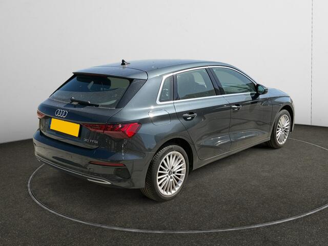 Audi A3 SPORTBACK 30 TFSI Business edition Carplay, Android Auto, Led Matrix, Sport Interieur, Privacy Glass