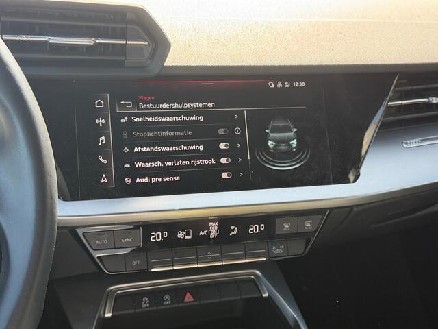 Audi A3 SPORTBACK 30 TFSI Business edition Carplay, Android Auto, Led Matrix, Sport Interieur, Privacy Glass