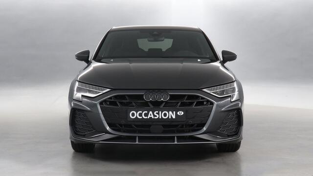 Audi A3 SPORTBACK 45 TFSI e S edition Competition / Navigatie / Stoelverwarming / Camera