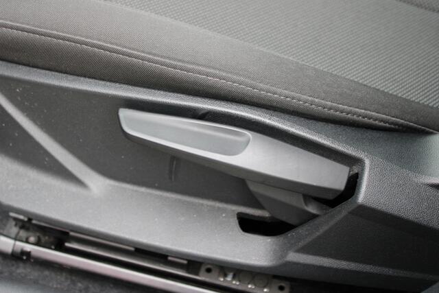 Audi A3 SPORTBACK 30 TFSI Advanced edition