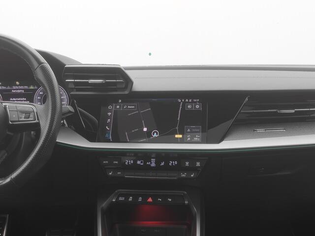 Audi A3 SPORTBACK 30 TFSI Automaat S edition | PANO | CAMERA | NAVI | STOELVERWARMING