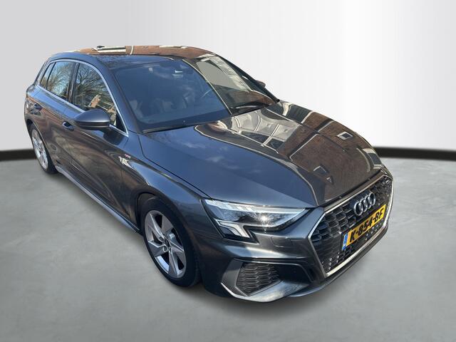 Audi A3 SPORTBACK 30 TFSI 110Pk S Edition / Trekhaak / Carplay