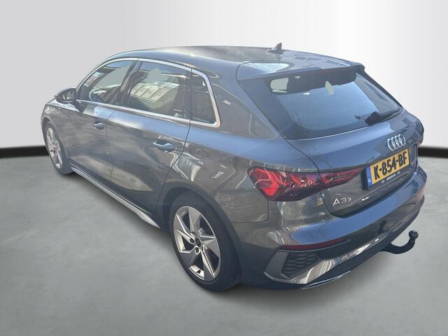 Audi A3 SPORTBACK 30 TFSI 110Pk S Edition / Trekhaak / Carplay