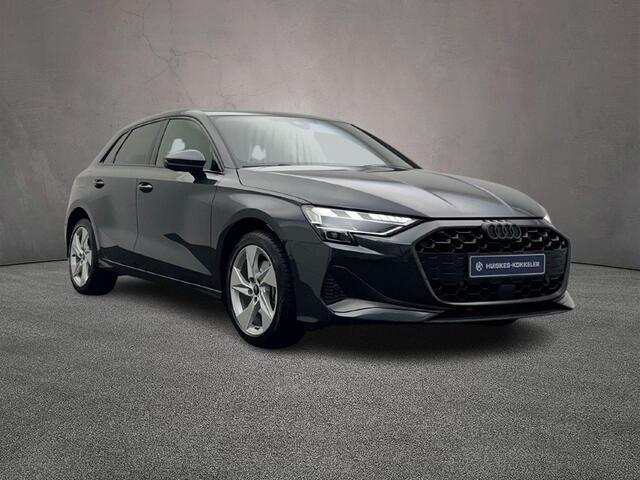 Audi A3 SPORTBACK 40 TFSI e 204 PK Advanced edition | 17 -Inch | Stoelverwarming | Ambient-lightning | Assistentie-Pack | All-Season | Privacy-Glass | Achteruitrijcamera |