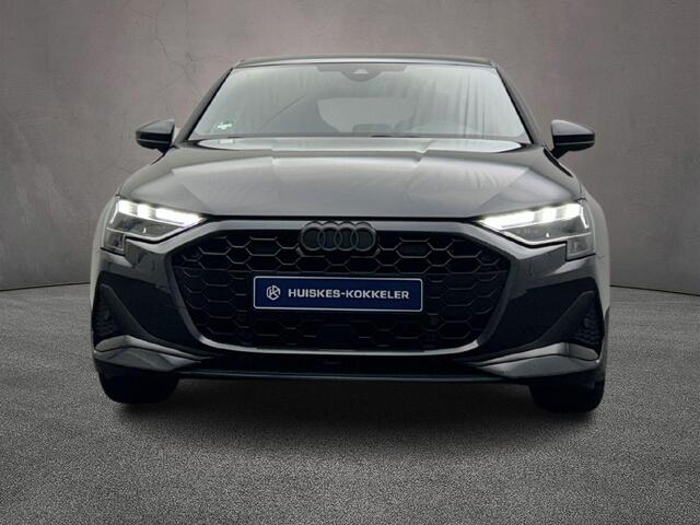 Audi A3 SPORTBACK 40 TFSI e 204 PK Advanced edition | 17 -Inch | Stoelverwarming | Ambient-lightning | Assistentie-Pack | All-Season | Privacy-Glass | Achteruitrijcamera |