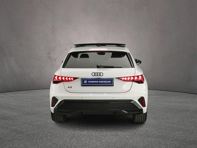 Audi A3 SPORTBACK 40 TFSI e S edition | Panorama Dak | Apple/Android Play | Adaptive Cruise | Camera | Head-up | Sonos Audio | Comfort-pakket plus | Assistentie Pakket | Navigatie-pakket |