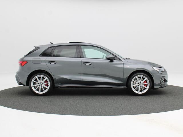 Audi A3 SPORTBACK 45 TFSI e | S edition Competition | | 18 inch velgen | Sonos 3d | Ambient lighting | Privacyglas Panoramadak |