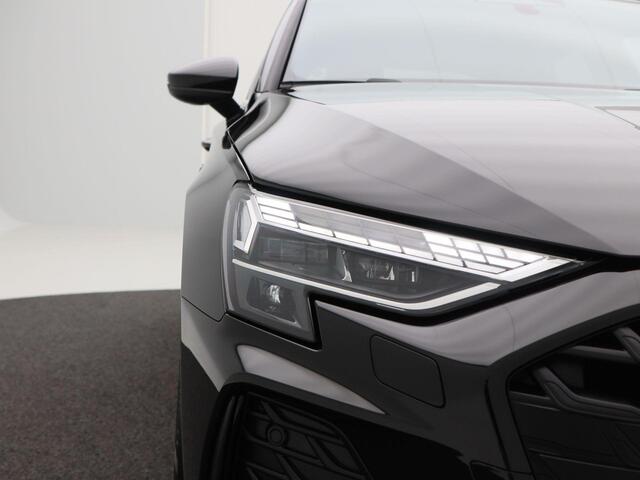 Audi A3 SPORTBACK 40 TFSI e | S edition | Privacy glas | 18 inch velgen | Ambient Lighting | Apple carplay/Android auto |