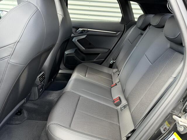 Audi A3 SPORTBACK S edition 40 TFSI e 150 kW / 204 PK Sportback 6 ve | Panoramadak | Keyless Entry | Adaptieve Cruise Control | Camera | Elektrische Achterklep |