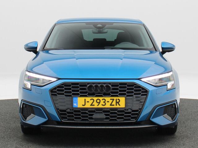 Audi A3 SPORTBACK 30 TFSi 110 Pk Business edition | Trekhaak | Cruise Control | Climatronic | Parkeersensoren | CarPlay | Navigatie | 17 Inch