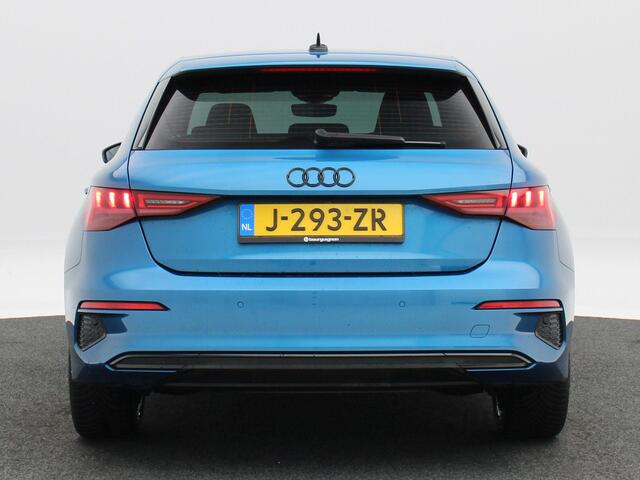 Audi A3 SPORTBACK 30 TFSi 110 Pk Business edition | Trekhaak | Cruise Control | Climatronic | Parkeersensoren | CarPlay | Navigatie | 17 Inch