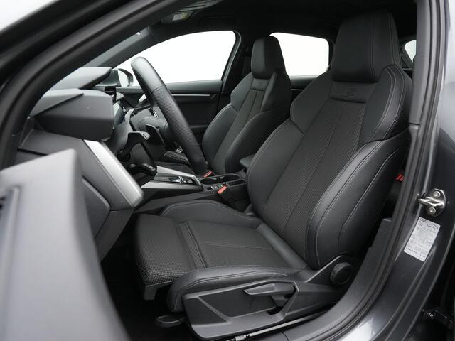 Audi A3 SPORTBACK 35 TFSI S-tronic S edition / S-Line | Navigatie | Parkeersensoren voor/achter | Sportonderstel | Carplay