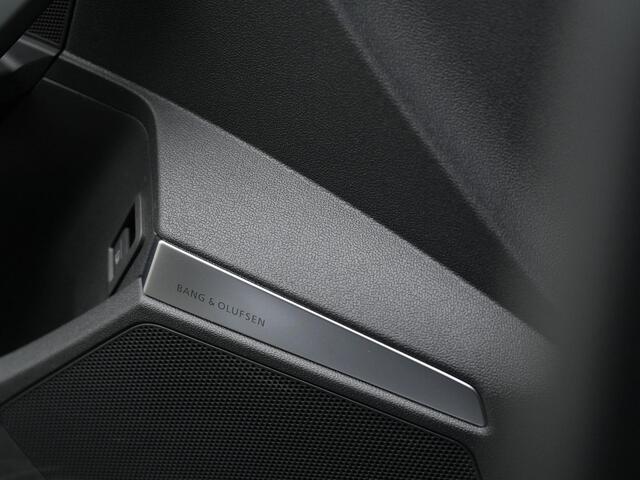 Audi A3 SPORTBACK 40 TFSI e 204 pk Pro line | Panoramadak | Trekhaak | Leder | Bang & Olufsen | Stoelverwarming | Carplay