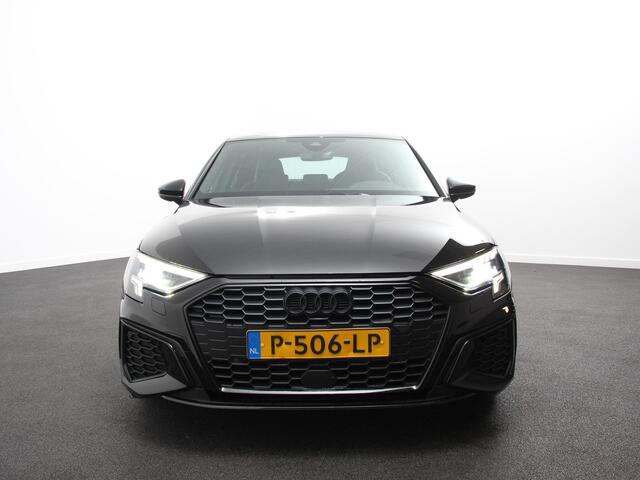 Audi A3 SPORTBACK 30 TFSI S edition S-tronic Navigatie Apple Carplay/Android Auto Parkeersensoren Adaptive Cruise Control Full Led Climate Control Virtual Cockpit Lichtmetalen velgen