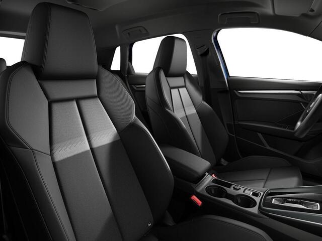 Audi A3 SPORTBACK 40 TFSI e Advanced edition 204 PK · Assistentie pakket rijden en Parkeren plus · Lichtpakket plus ambient light · 3-spaaks mf. afgevlakt sportstuur