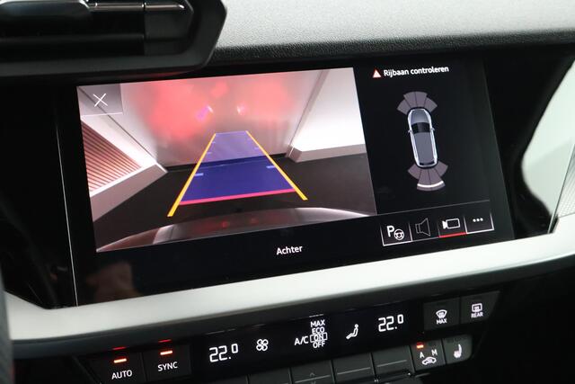 Audi A3 SPORTBACK 45 TFSI e 245pk S edition Competition Trekhaak Camera ACC Stoelverwarming Keyless 2x S-Line