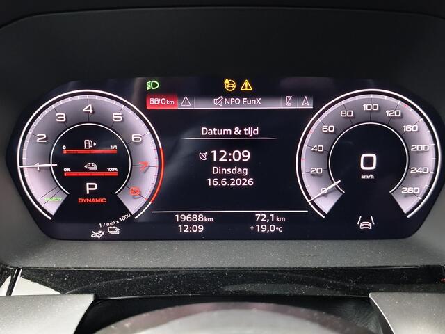 Audi A3 SPORTBACK 45 TFSI e S edition Competition | Panormadak | Leder |