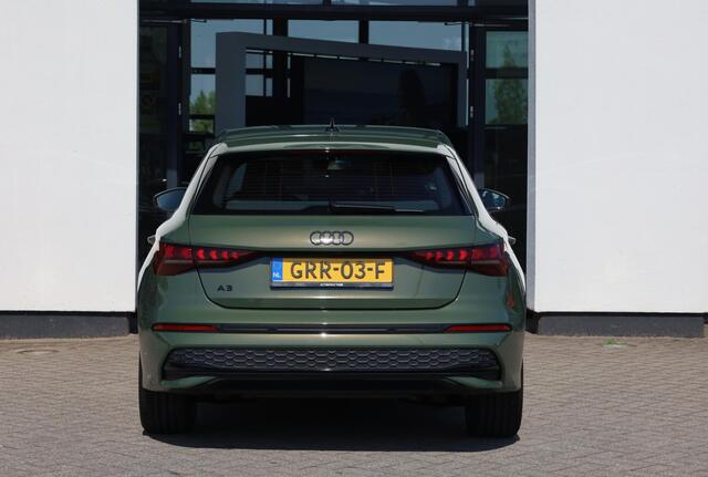 Audi A3 SPORTBACK 35 TFSI Advanced edition 150PK / 110kW NL auto 1e eigenaar, trekhaak, elektrisch verstelbare voorstoelen met geheugen, trekhaak, achteruitrijcamera (rear view), elektrische achterklep, keyless entry, verwarmbare voorstoelen, 3 zone climatronic, adaptieve