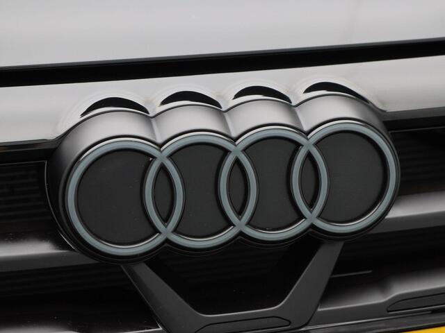 Audi A3 SPORTBACK 45 TFSi e 272 Pk Automaat S-line Competition | Stoelverwarming | Full LED | Adaptive Cruise | Trekhaak | Camera | CarPlay | 18 Inch | 12.122 Km !!