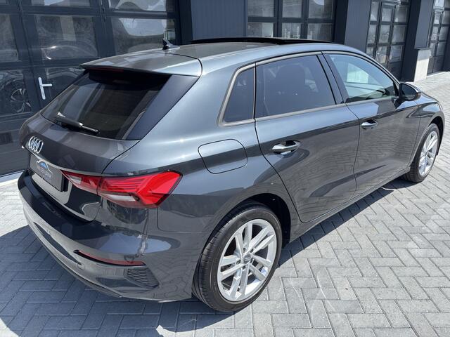 Audi A3 SPORTBACK 40 TFSI e Edition Pano CarPlay