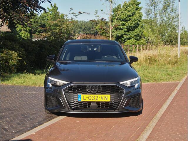 Audi A3 SPORTBACK 30 TFSI S edition S-Line | Apple Carplay | Virtual Cockpit | Cruise Control | Navi | NL-Auto |