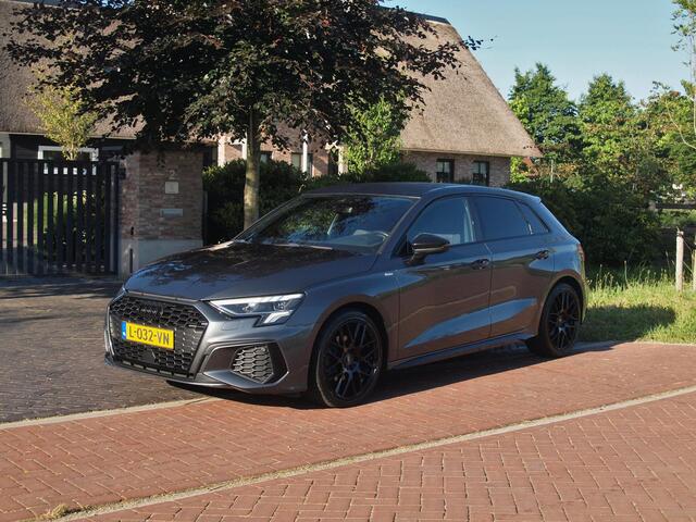 Audi A3 SPORTBACK 30 TFSI S edition S-Line | Apple Carplay | Virtual Cockpit | Cruise Control | Navi | NL-Auto |