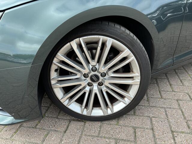 Audi A4 Avant 2.0 TFSI 190PK ultra Sport Pro Line Spring Advantage S-LINE / AUTOMAAT / TREKHAAK / VIRTUAL / GR NAVI / FULL LED / NAVI / CLIMA / PDC / BLUETOOTH / CRUISE / NL-AUTO
