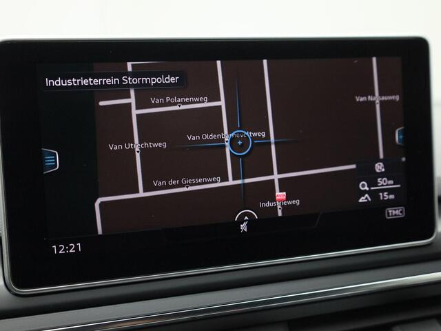 Audi A4 Avant 2.0 TFSI/190PK ultra Sport S line Edition · Stoelverwarming · Navigatie · Trekhaak · Leder/stof ·