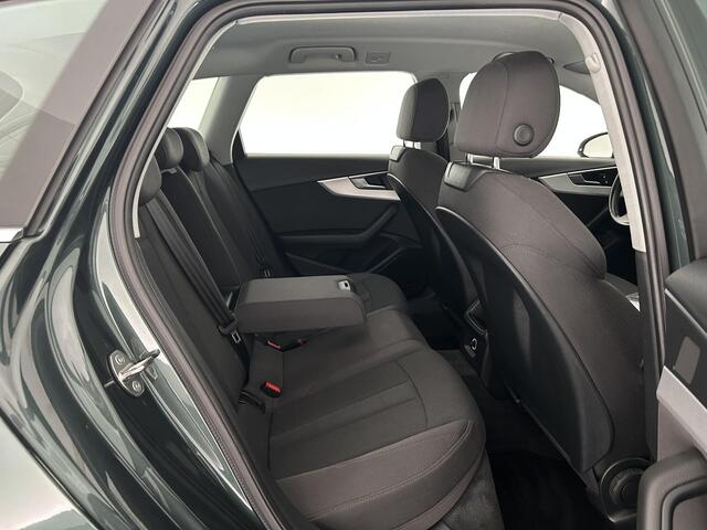 Audi A4 Avant 2.0 TFSI 190pk S-Tronic ultra Sport Trekhaak Stoelverwarming Navigatie