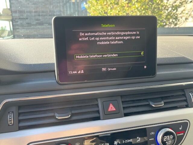 Audi A4 2.0 TFSI MHEV 190PK AVANT S-LINE - PANO - TREKH. - MATRIX