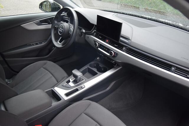 Audi A4 Avant 35 TFSI Launch edition Business Panorama / Adaptieve cruise / Camera / Automatis. Achterklep / etc