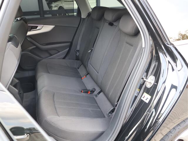 Audi A4 Avant 40 TFSI S edition S-line | ACC | Pano | Haak | Carplay | Stoelverw. |