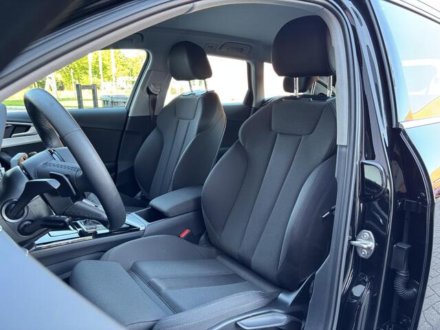 Audi A4 Avant 35 TFSI Advanced Edition NL-Auto, Uitklapbare Trekhaak | Sportstoelen | Navigatie Full-Map | Elek. Achterklep | LED Koplampen | Virtual Cockpit | Rijklaarprijs!
