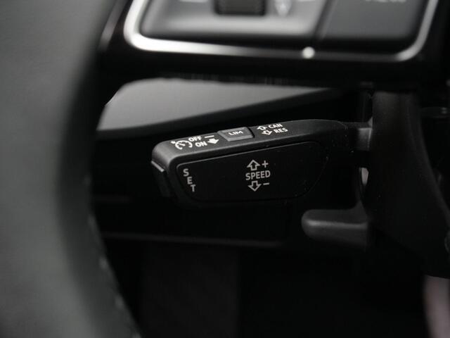 Audi A4 Avant 35 TFSI 150 pk Advanced Edition | Trekhaak | Sportstoelen | Parkeersensoren achter | Cruise Control | 17 inch