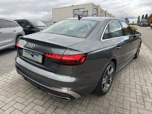 Audi A4 Limousine 40 TFSI quattro S edition LED | Navi | Carplay | Sfeerverlichting
