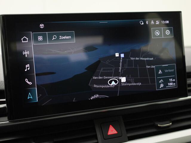 Audi A4 Limousine 35 TFSI/150PK Business Edition · Apple/Android Car Play · Navigatie · Parkeersensoren