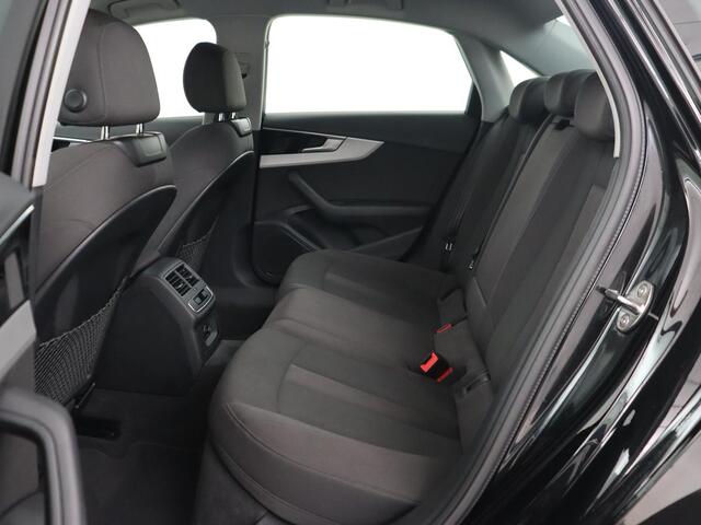 Audi A4 35 TFSI Business Edition | Stoelverwarming | Virtual Cockpit | Carplay | Full LED | DAB | Climate control | Parkeerhulp | Cruise control | Bluetooth