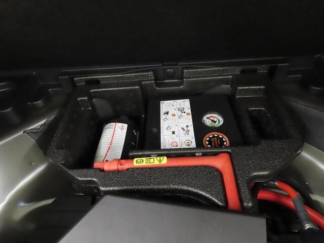 Audi A4 Limousine 35 TFSI Advanced Edition Climate controle | Navigatiesysteem | Parkeersensoren | Cruise controle | Keyless