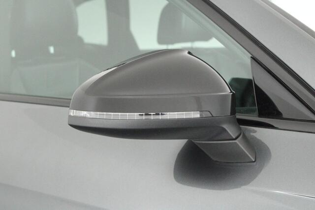 Audi A4 Avant 35 TFSI 150pk S edition Competition Trekhaak Camera B&O ACC Leder Matrix-LED HUD Stoelverwarming Panoramadak