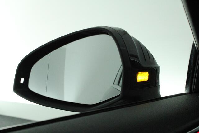 Audi A4 Avant 40 TFSI 190pk Design Pro Line Plus Trekhaak Massage Stoelverwarming Navigatie