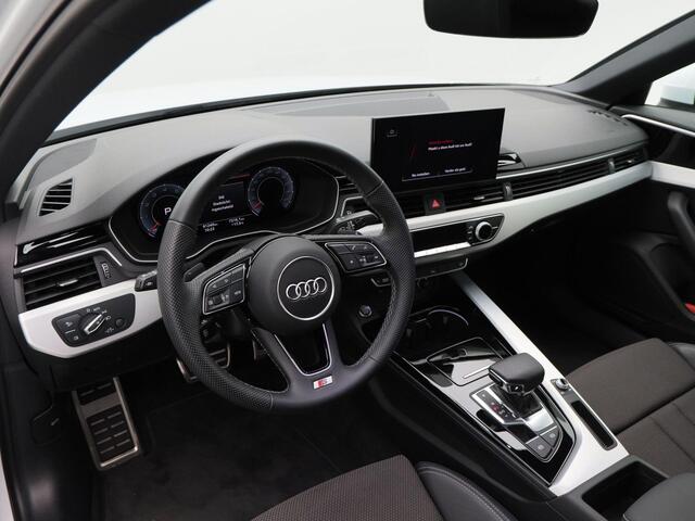 Audi A4 Limousine 35 TFSi S-Line Competition 150 Pk Automaat | Open Dak | Zwart Optiek | Virtual Cockpit | Sportstoelen | CarPlay | LED | Sensoren | 18 Inch | 91.236 Km!