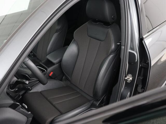 Audi A4 35 TFSI S edition Competition | Panoramadak | Stoelverwarming | Virtual Cockpit | Carplay | Half leder | Navigatie | Sportstoelen | Full LED | DAB | Climate control | Cruise control | S Line