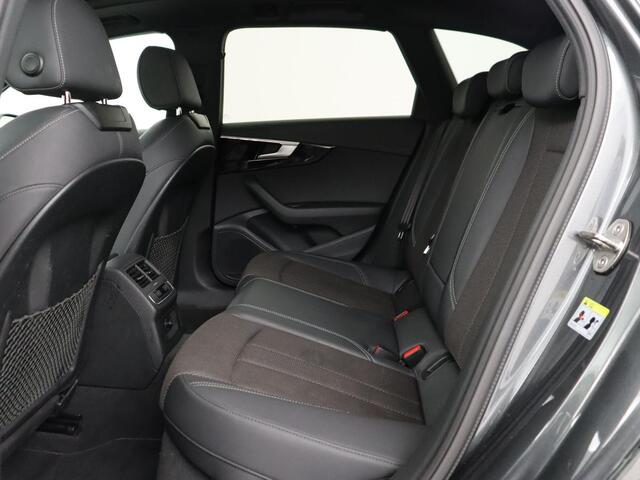 Audi A4 35 TFSI S edition Competition | Panoramadak | Stoelverwarming | Virtual Cockpit | Carplay | Half leder | Navigatie | Sportstoelen | Full LED | DAB | Climate control | Cruise control | S Line