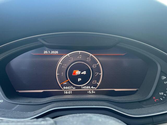 Audi A4 Avant 3.0 TFSI S4 quattro Pro Line Plus | Panodak | Virtual Cockpit | Assist, -Tour pack | Leder / Alcantara | Matrix Led | 19" | Adap Cruise | MMi High Navi | Etc..