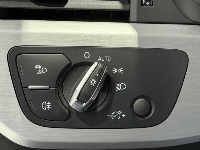 Audi A4 Avant 35 TFSI S Edition NW Model / Navi / Camera / Led / Trekhaak